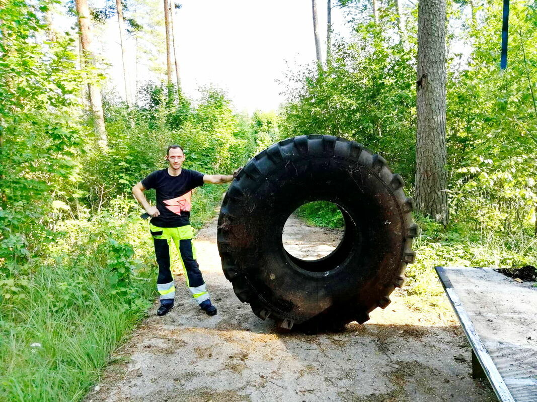 Komanda24 ieteikumi pavasara tīrīšanai: kur likt zarus, lapas, būvgružus un vecās mēbeles?